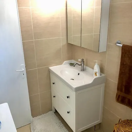 בית נופש Kato Drys Bungalow House
