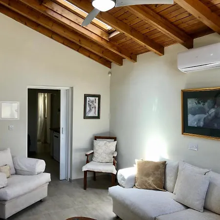Kato Drys Bungalow House * לרנקה
